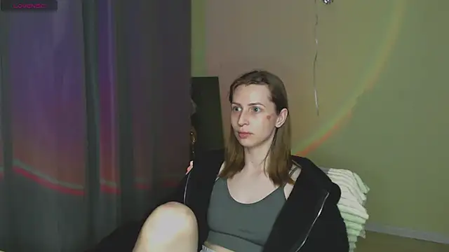 OaklynDobson online show from September 2025 05:27:02 PM