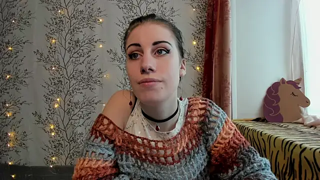 Snapshot of Mary0Lou chatting on January 2025 06:05:02 AM Mary0Lou online show from January 2025 06:05:02 AM