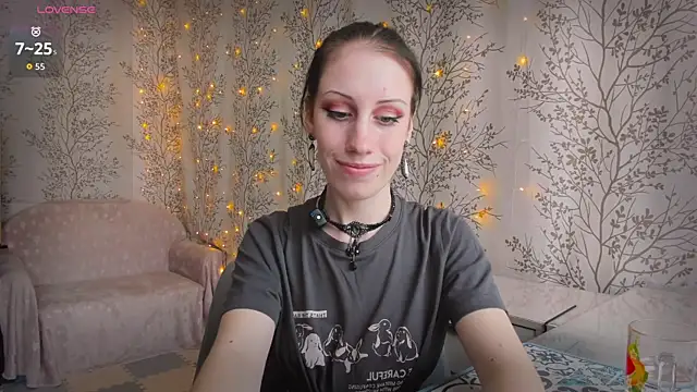 Snapshot of Mary0Lou chatting on May 2026 06:43:01 AM Mary0Lou online show from May 2026 06:43:01 AM