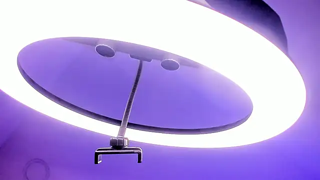 Snapshot of melody_cute_ chatting on March 2025 09:23:02 AM melody cute  online show from March 2025 09:23:02 AM