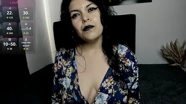 scarlett w0lf online show from June 2026 10:01:02 PM