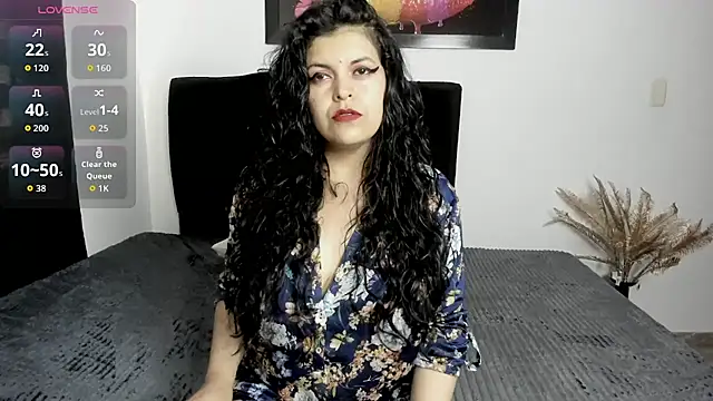 scarlett w0lf online show from June 2026 08:24:01 PM