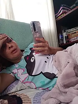 Samantha Sullivan  online show from March 2026 12:12:01 PM