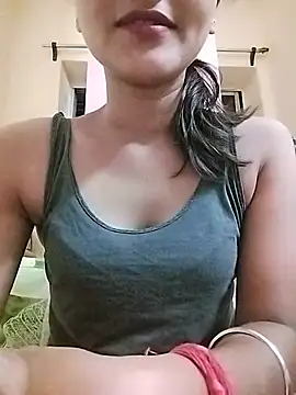 MISSQUEEN48 online show from July 2026 02:45:02 PM