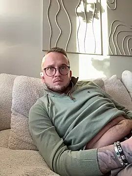 thehornyguy97 online show from December 2025 12:12:02 PM