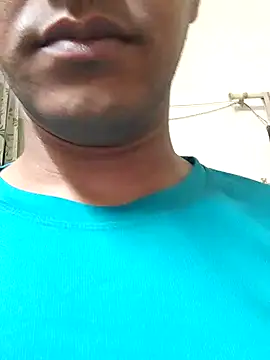 Snapshot of Wild-Honey chatting on December 2024 02:09:01 AM Wild-Honey online show from December 2024 02:09:01 AM