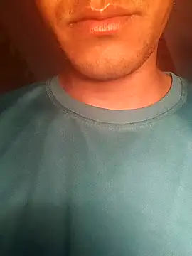 Snapshot of Wild-Honey chatting on January 2025 12:01:01 AM Wild-Honey online show from January 2025 12:01:01 AM