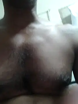 Snapshot of Wild-Honey chatting on September 2025 04:34:01 PM Wild-Honey online show from September 2025 04:34:01 PM