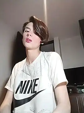 Snapshot of Alann_sr chatting on October 2025 03:53:02 AM Alann sr online show from October 2025 03:53:02 AM