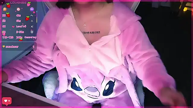 Angel-Devil666 online show from September 2025 10:31:01 PM