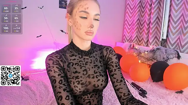 Danger Bella online show from October 2025 05:46:01 PM