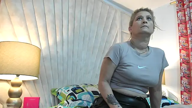 Jade squirtt online show from November 2025 10:07:01 AM