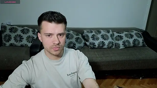 JohnnyStepBro online show from April 2026 08:36:02 PM