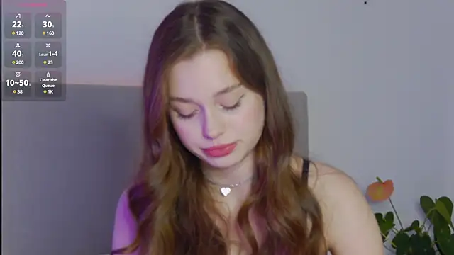 Lisa Moones online show from December 2024 04:06:01 PM