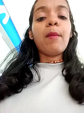 Snapshot of anitagrenn chatting on February 2025 08:45:02 PM anitagrenn online show from February 2025 08:45:02 PM