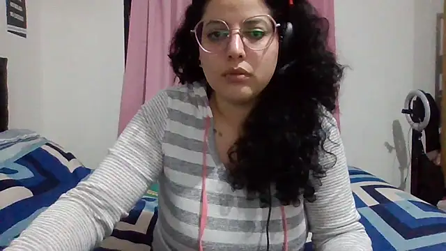 babyluna939 online show from April 2026 01:42:02 AM