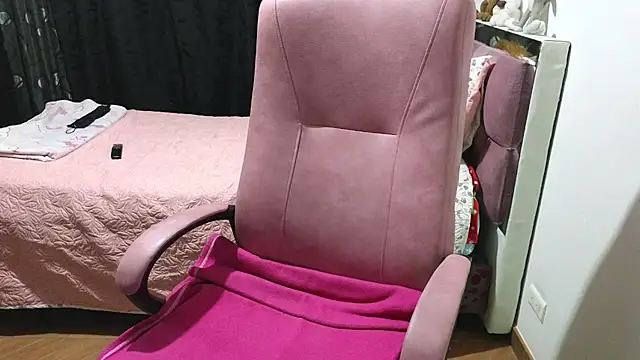 Snapshot of scarletteowens chatting on February 2025 11:45:01 PM scarletteowens online show from February 2025 11:45:01 PM