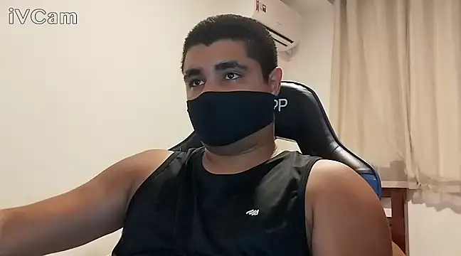 LeoPutaria online show from January 2025 09:25:01 PM