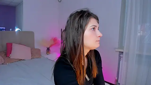 Laura Leee online show from March 2025 06:21:02 AM