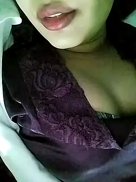 Miss-Siyaa online show from December 2024 04:51:02 PM