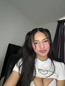 Snapshot of Dulceeany chatting on January 2025 08:53:01 PM Dulceeany online show from January 2025 08:53:01 PM