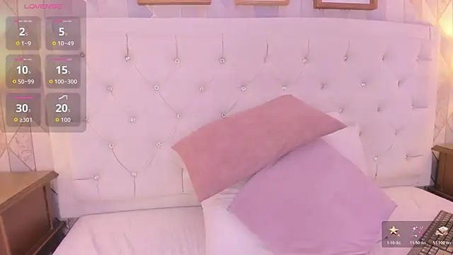 Snapshot of martina_rivera_ chatting on July 2026 11:57:01 AM martina rivera online show from July 2026 11:57:01 AM