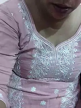 Snapshot of Urmila_bhabhii chatting on April 2026 09:18:01 AM Urmila bhabhii online show from April 2026 09:18:01 AM