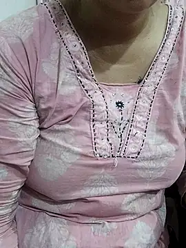 Snapshot of Urmila_bhabhii chatting on June 2026 08:53:01 AM Urmila bhabhii online show from June 2026 08:53:01 AM