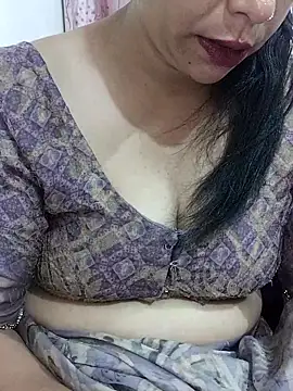 Snapshot of Urmila_bhabhii chatting on June 2026 03:57:01 AM Urmila bhabhii online show from June 2026 03:57:01 AM