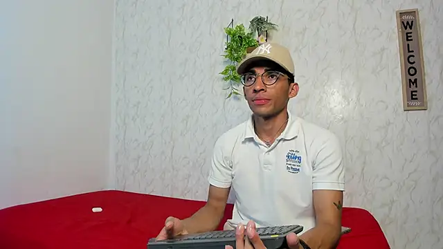 jony honey online show from February 2026 12:02:01 PM