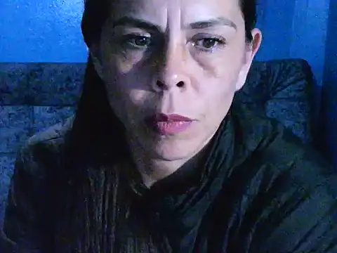 Snapshot of Marilyn_xxxx chatting on December 2024 10:11:01 PM Marilyn xxxx online show from December 2024 10:11:01 PM