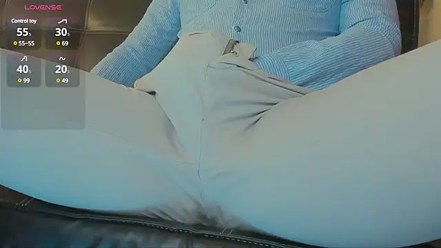 Snapshot of MrLonely02 chatting on December 2024 07:38:02 PM MrLonely02 online show from December 2024 07:38:02 PM