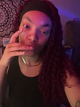 Snapshot of butterflybootyy chatting on December 2024 02:04:02 AM butterflybootyy online show from December 2024 02:04:02 AM