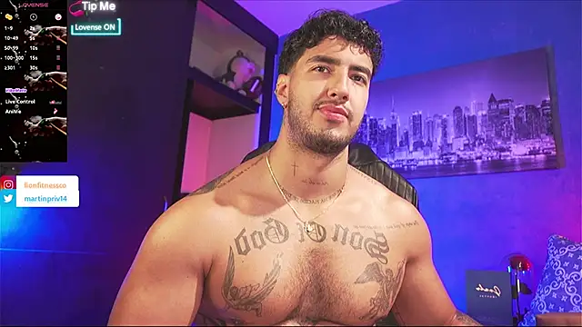 JACOB MARTINS online show from December 2025 07:52:02 PM