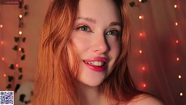 YourSkyAni online show from December 2025 12:11:02 PM