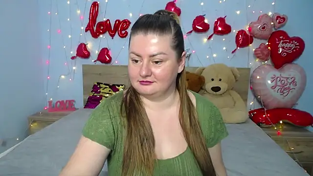 Snapshot of ZannaDreil chatting on February 2025 01:16:02 AM ZannaDreil online show from February 2025 01:16:02 AM