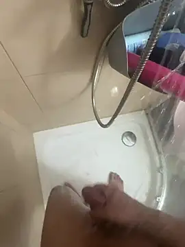 Ermando19 online show from April 2026 05:52:02 PM