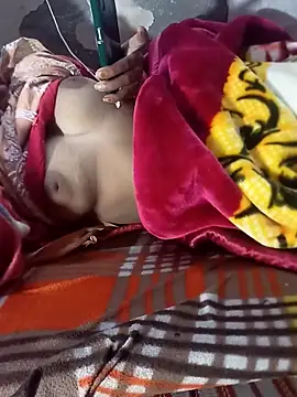 Snapshot of Indcople28 chatting on December 2024 05:03:01 PM Indcople28 online show from December 2024 05:03:01 PM