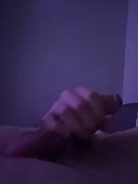 Snowgoose23 online show from December 2025 04:52:01 AM