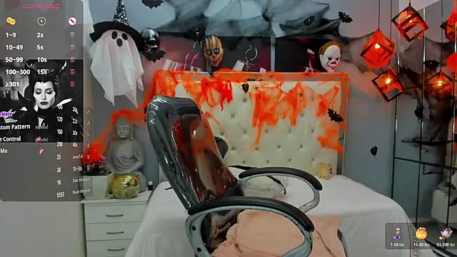 miranda vegaa online show from October 2025 11:28:02 PM