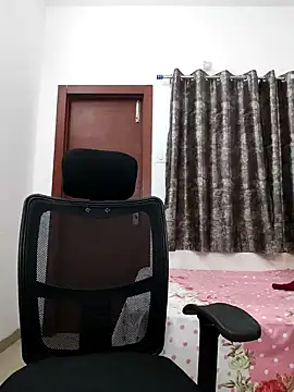 Snapshot of sanaya_baby chatting on January 2025 10:37:01 PM sanaya baby online show from January 2025 10:37:01 PM