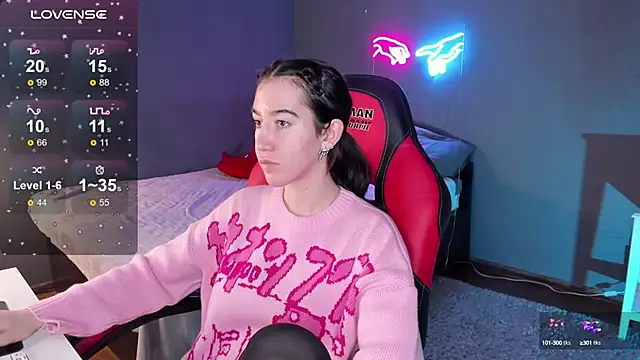 Belle Via online show from February 2025 05:36:01 PM