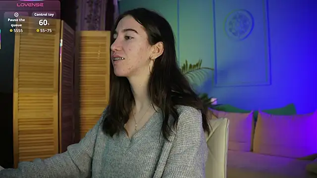 Belle Via online show from October 2025 05:55:02 PM