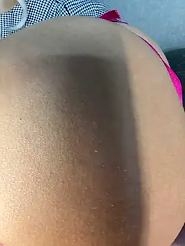 MiloTheName online show from October 2025 06:04:01 AM