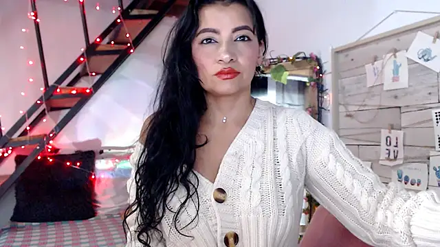 luna sky83 online show from November 2025 06:38:02 AM