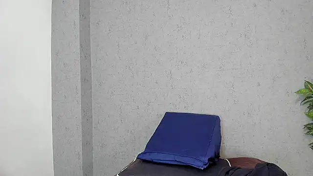 Tiffany mendez online show from February 2026 12:09:02 PM