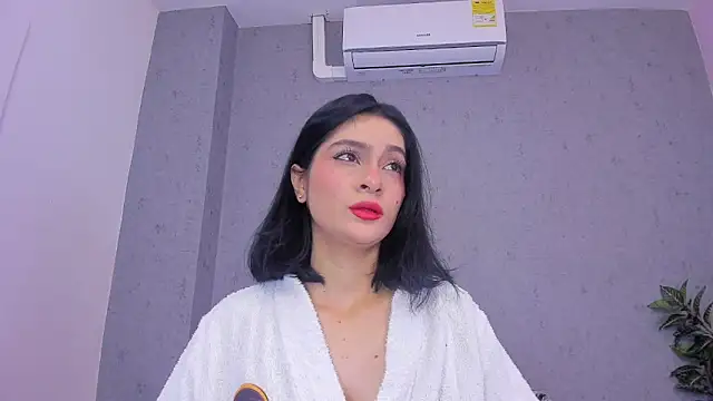 Tiffany mendez online show from April 2026 12:11:02 PM