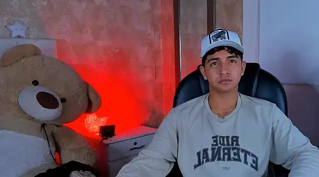 Snapshot of Muichiro_tokito1 chatting on January 2025 08:43:01 AM Muichiro tokito1 online show from January 2025 08:43:01 AM