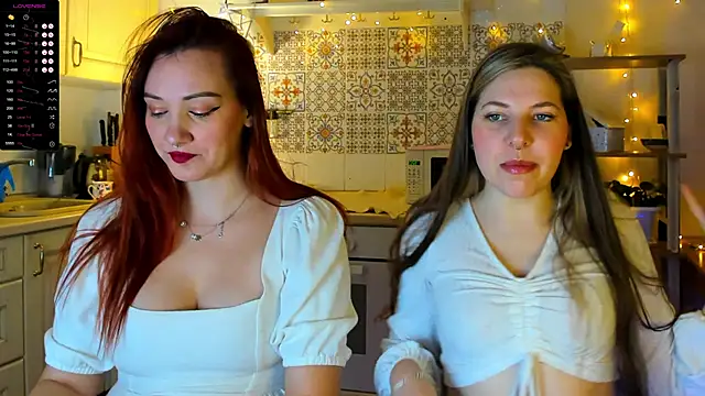 Annie aww online show from February 2025 08:35:02 PM