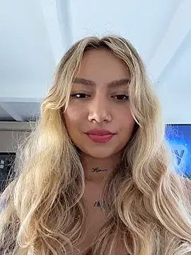 Snapshot of amanda-medrano1 chatting on July 2026 04:57:01 PM amanda-medrano1 online show from July 2026 04:57:01 PM